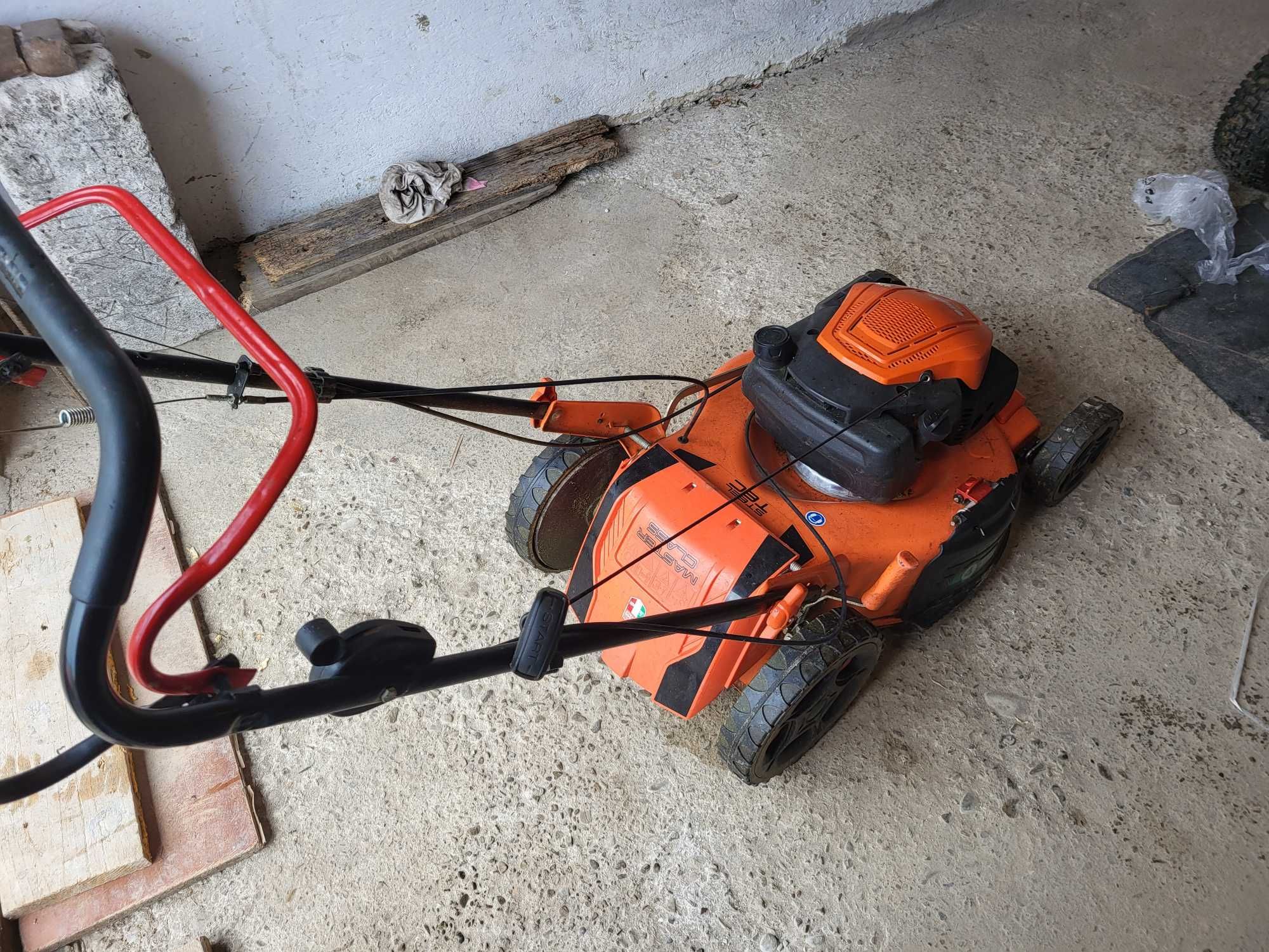 Sprzedam Kosiarkę Spalinową Nożową Oleo Mac