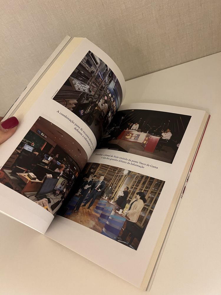 Livro: Histórias de uma revolução- SIC