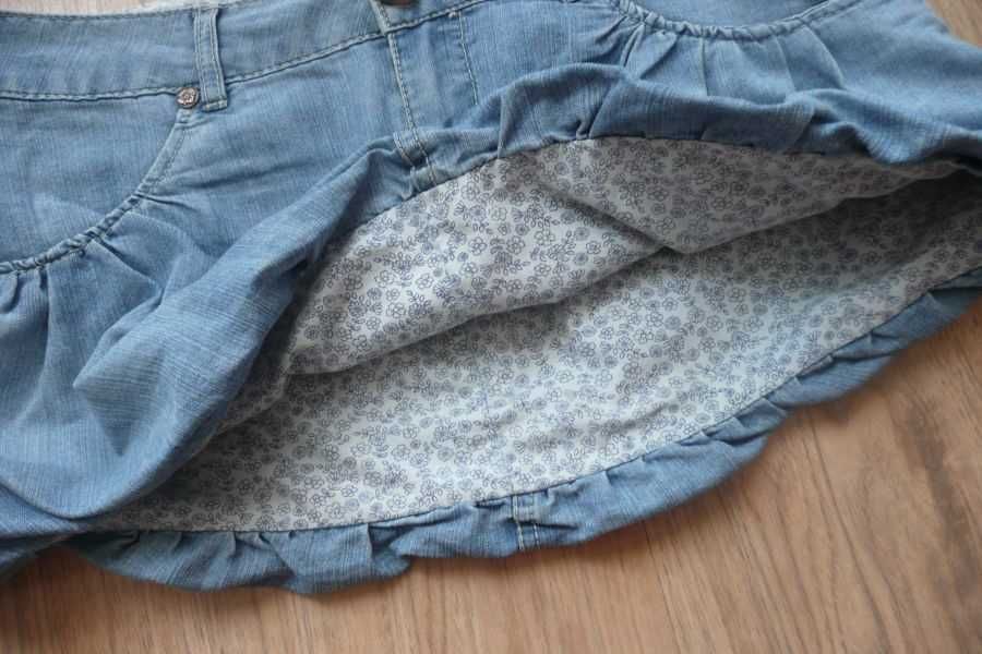 Spódniczka jeansowa Terranova bombka rozm. 38