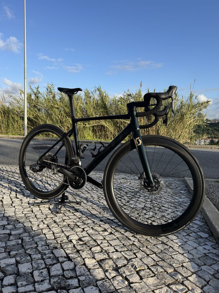 Scott Addict RC - Sram Force AXS 12v