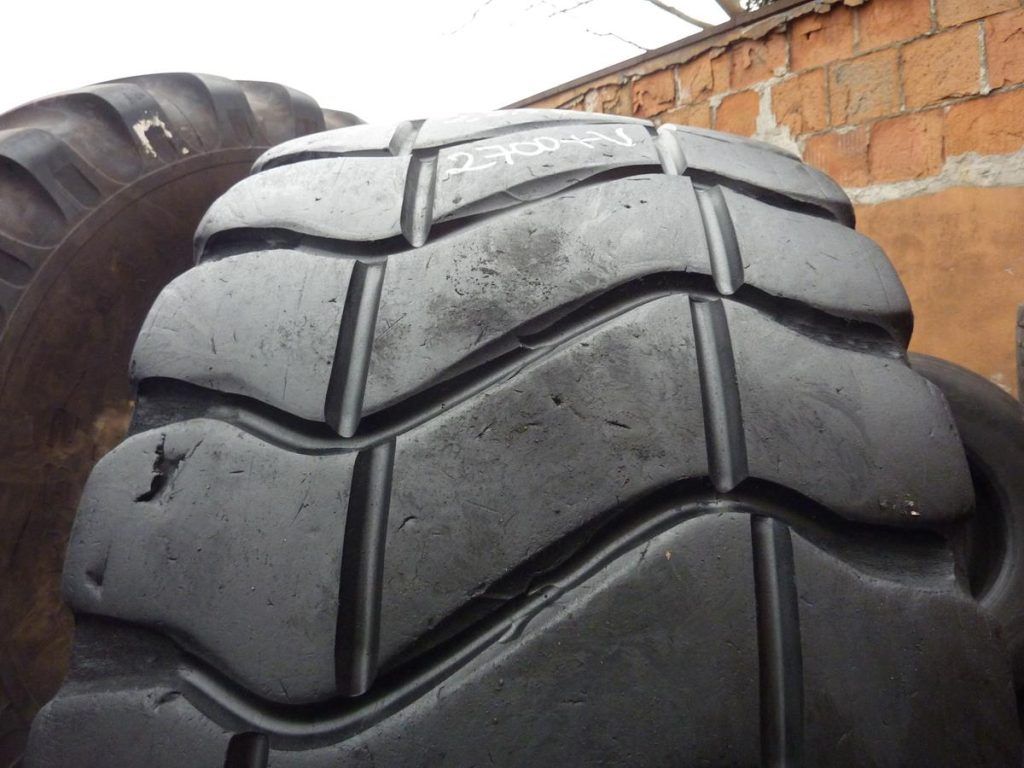 Opona używana przemysłowa 23.5R25 GOODYEAR TL3A+; 2700zł W3127