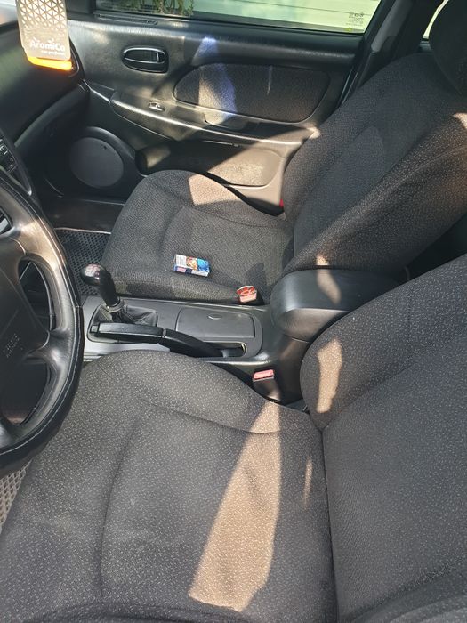 Хундай соната 2004 року