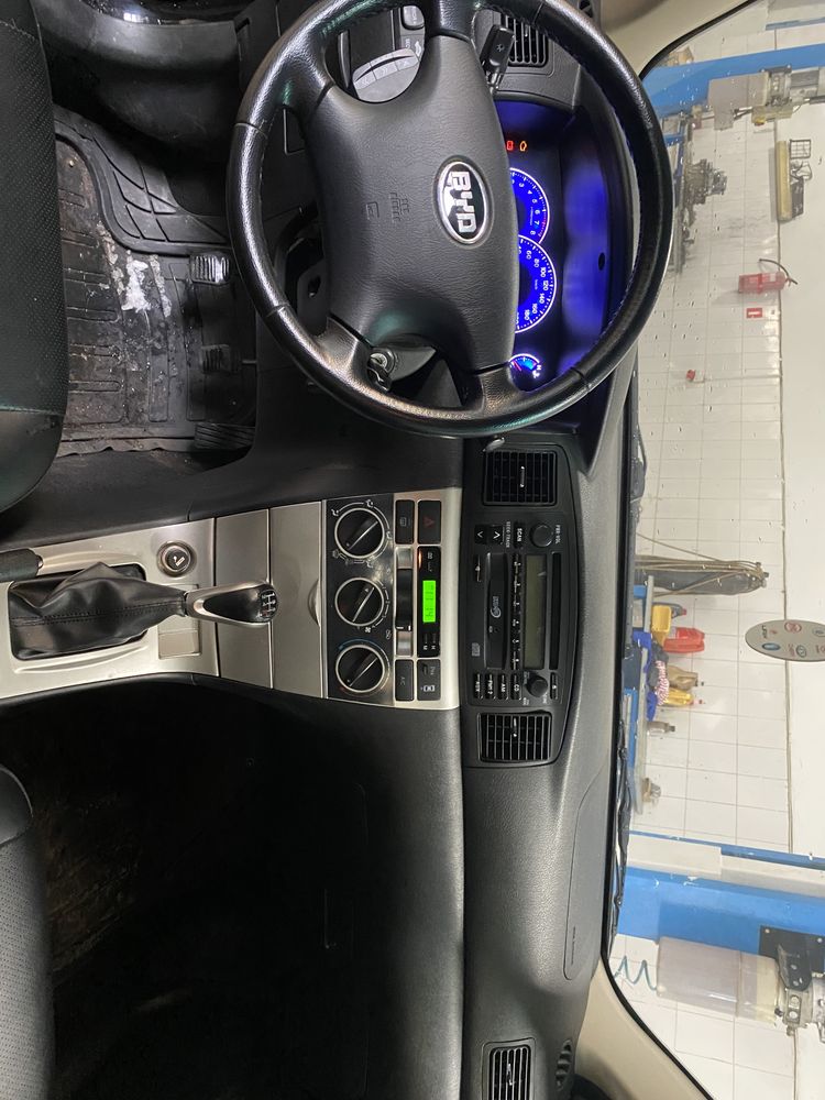 Продам авто byd f3