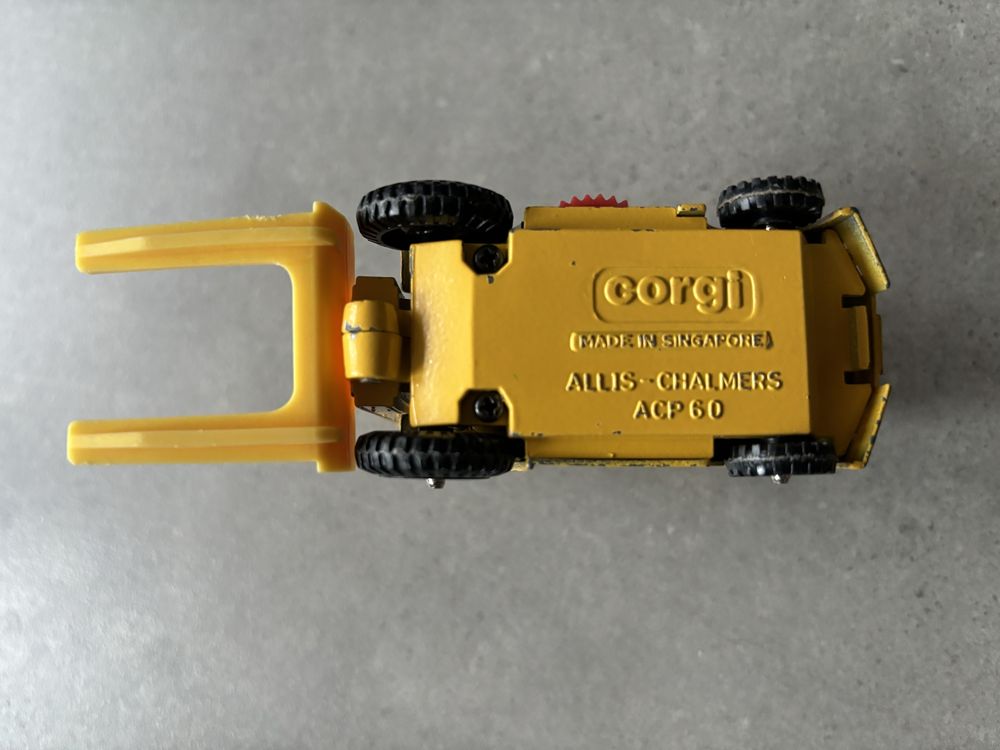 Model Corgi 1/32 Wózek Widłowy Allis-Chalmers ACP 60 made in Singapore