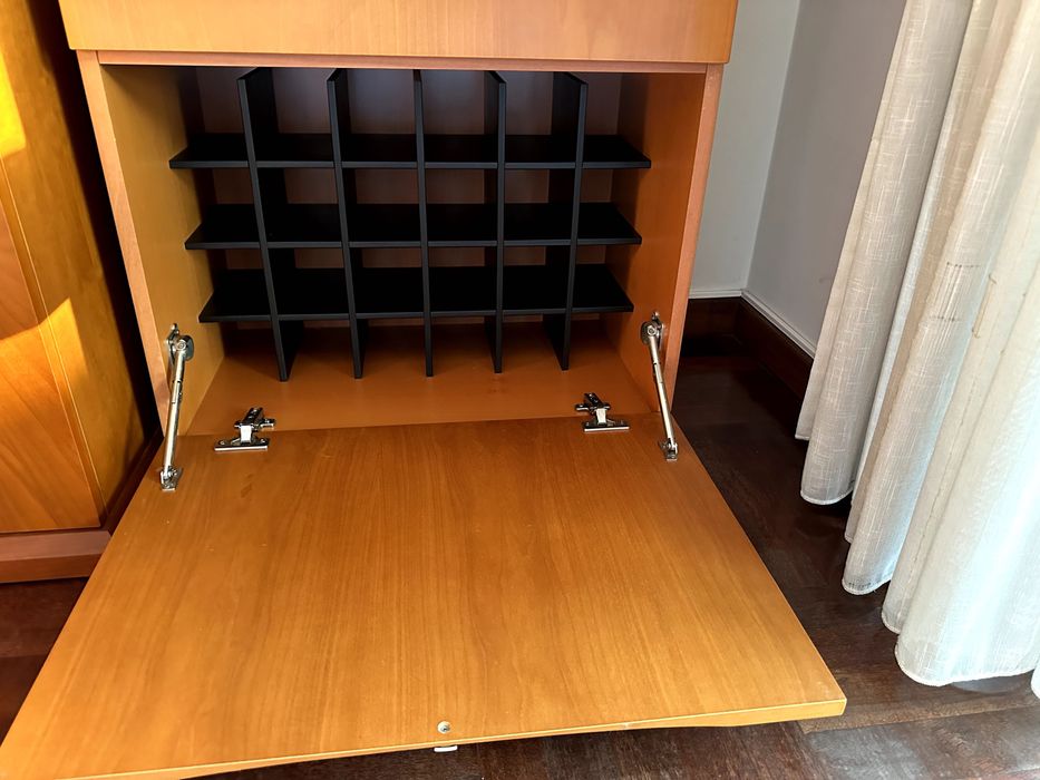 Móvel de Sala + Garrafeira