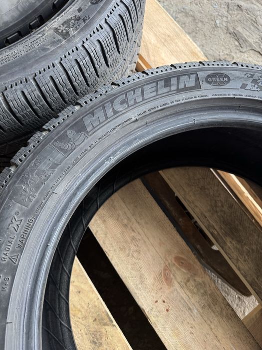 Зимові шини Michelin 245/45 r18