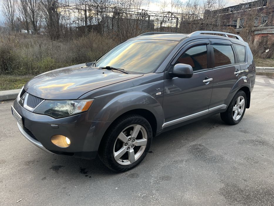 Mitsubishi 3.0 v6 Акпп гбо Outlender