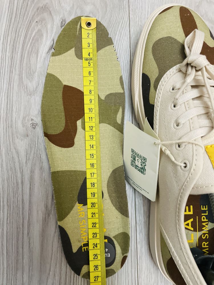 Clae trainers Size 41.5 New without box