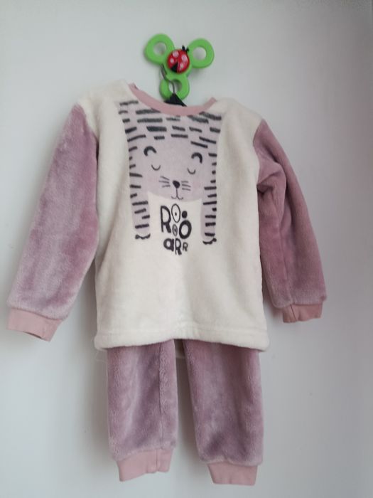 Піжама на дівчинку 98 р