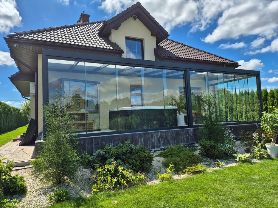 System drzwi przesuwnych ze szkła zabudowa szklana werandy tarasu