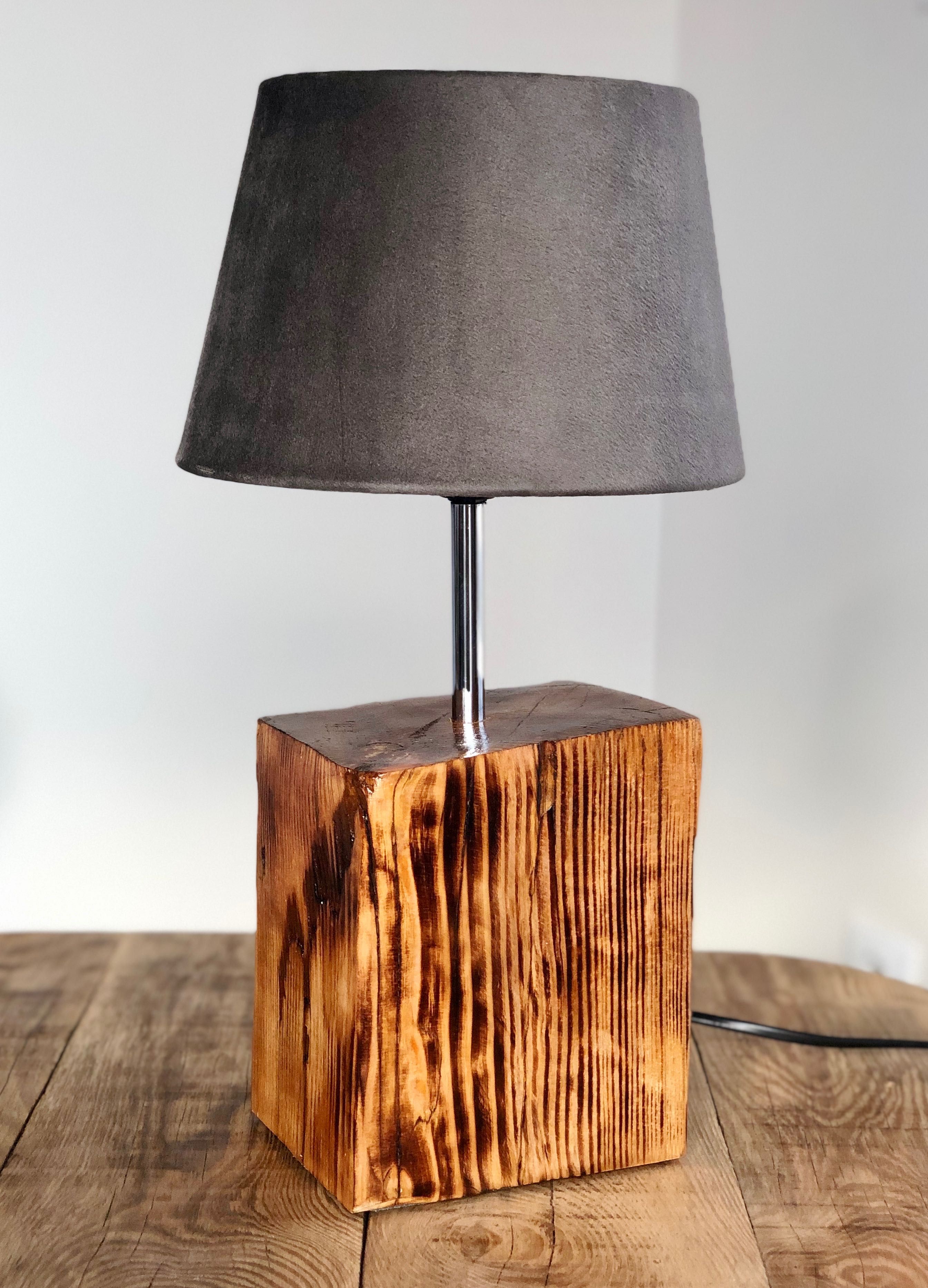 Lampa rustykalna