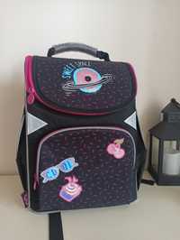 Рюкзак шкільний каркасний GoPack KITE для дівчаток Sweet Space 1 кла