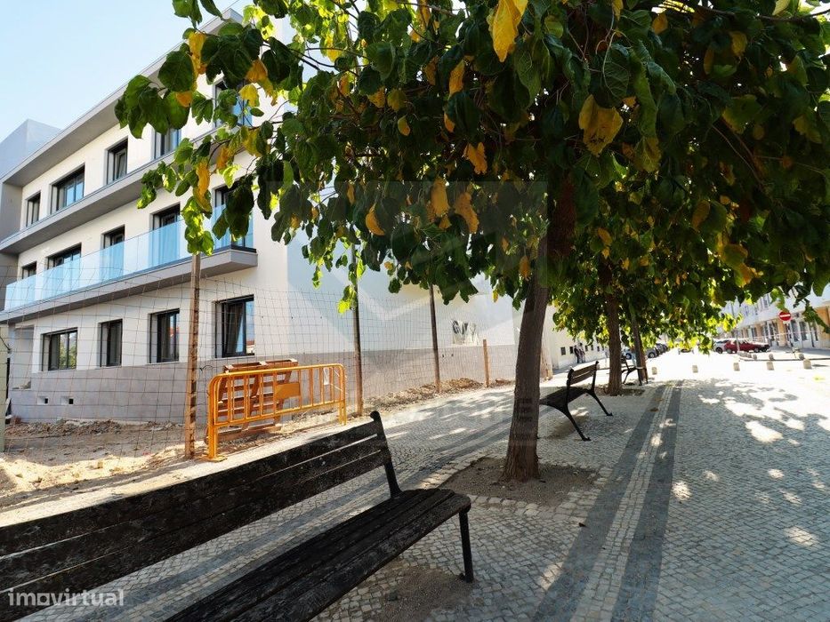 Apartamento Novo, Centro Montijo, Estacionamento Privado