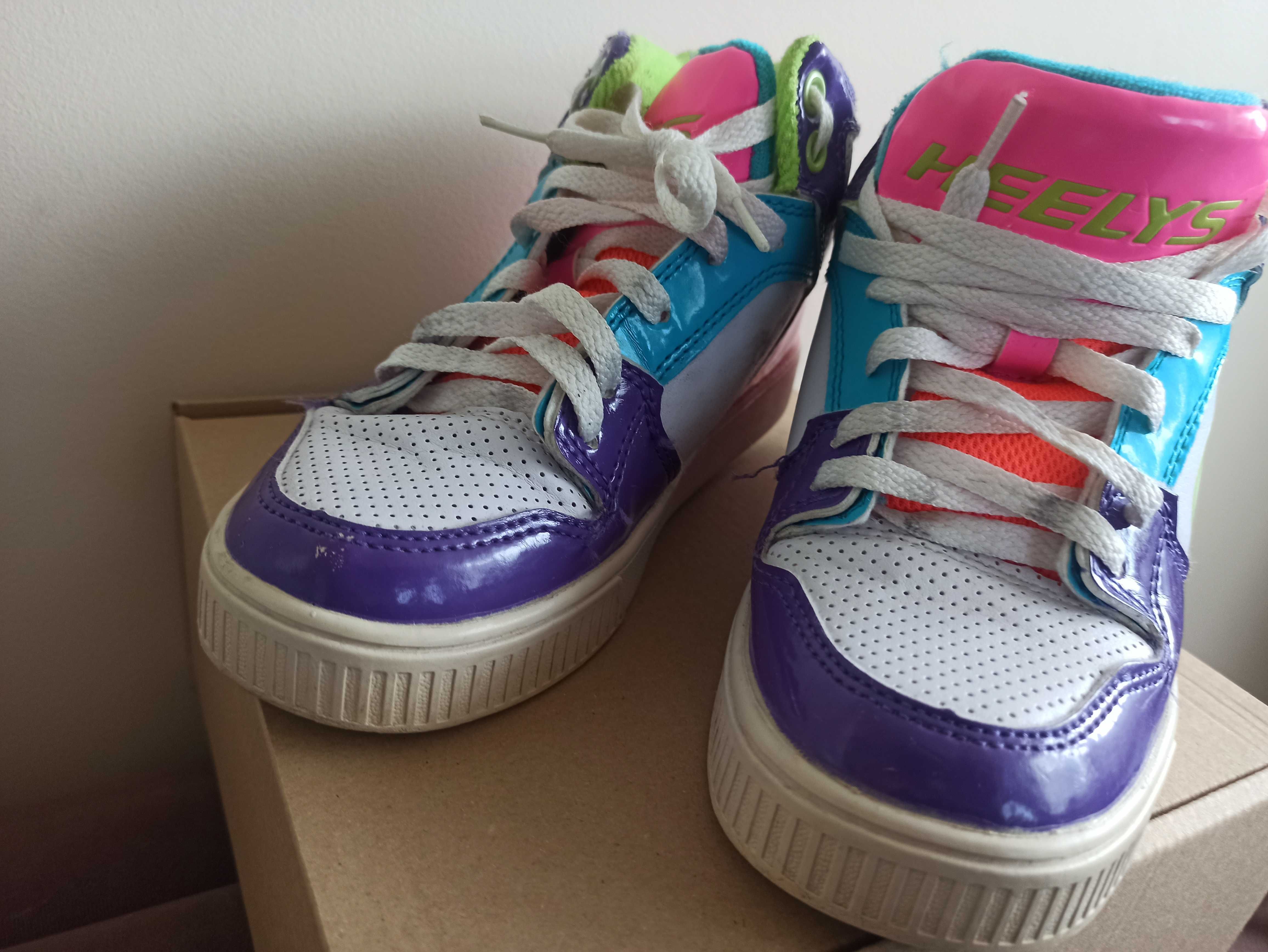 Buty dziecięce z rolkami heelys rozmiar 34