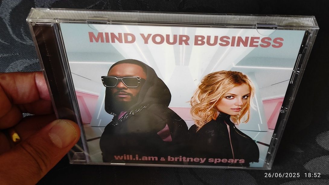 Will. I. Am. & Britney Spears - Mind Your Business - CD Single
