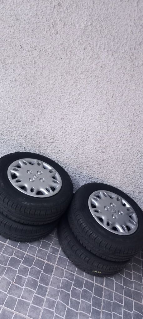 Rodas Renault clio com pneus Michelin