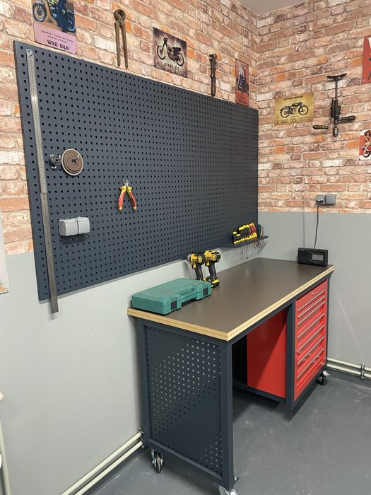 Tablica narzędziowa, stół warsztatowy