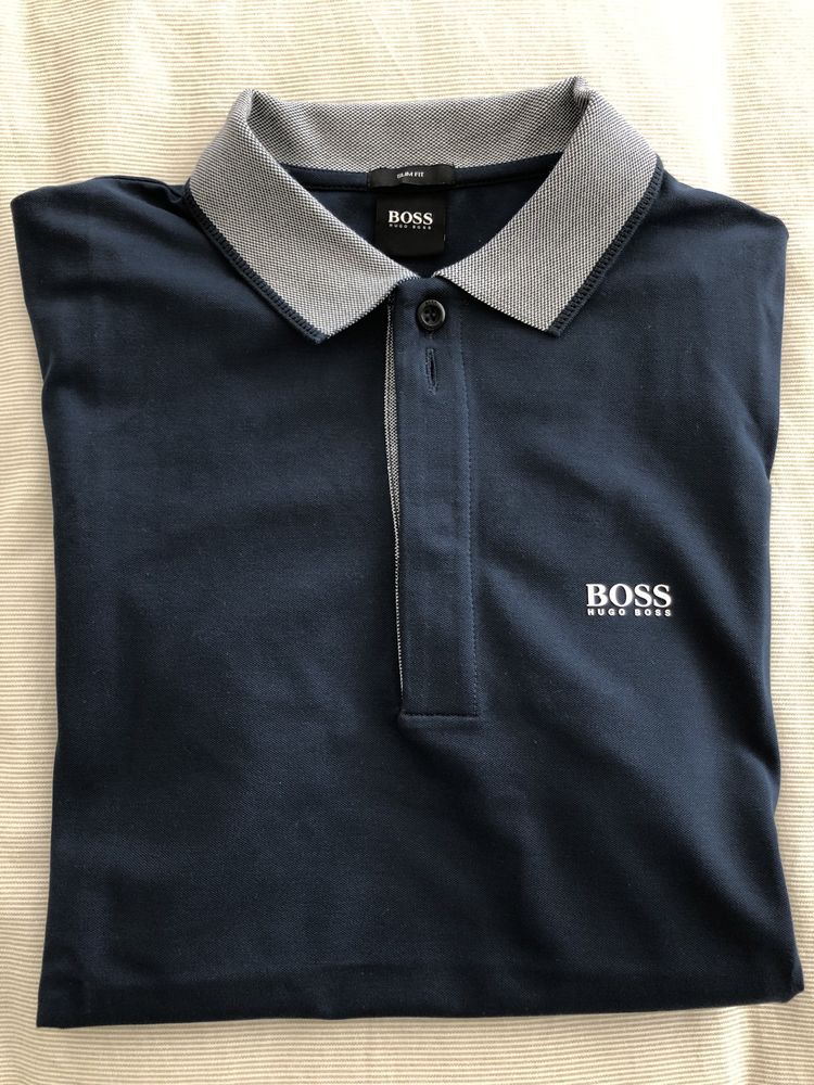 Pólo Hugo Boss azul escuro