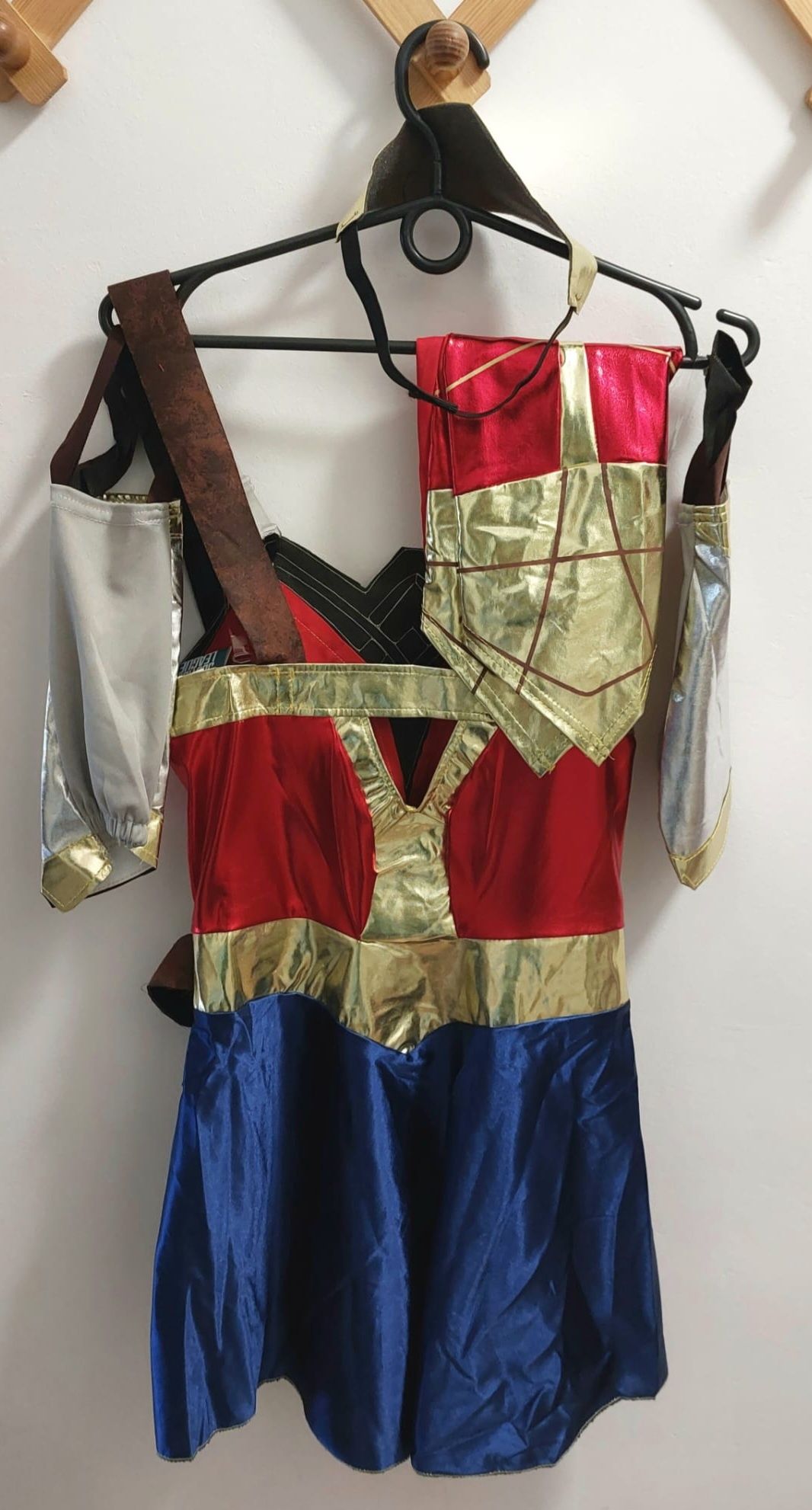 Kostium Wonder Woman (dla dorosłych), rozmiar M