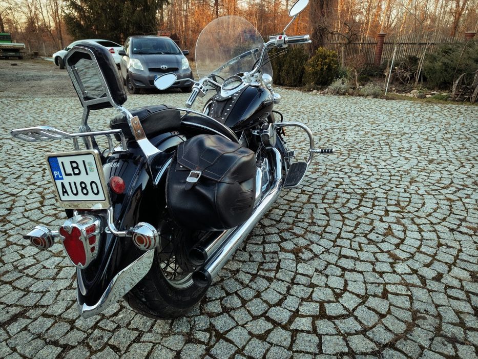 Yamaha XVS 1100 V-STAR