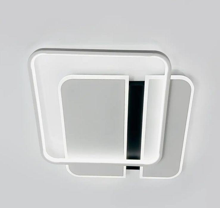 Квадратная светодиодная люстра с пультом ДУ до 20 м² SAVIO 100W 2S WHI