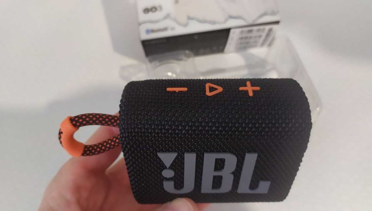 JBL GO 3 портативна блютуз колонка