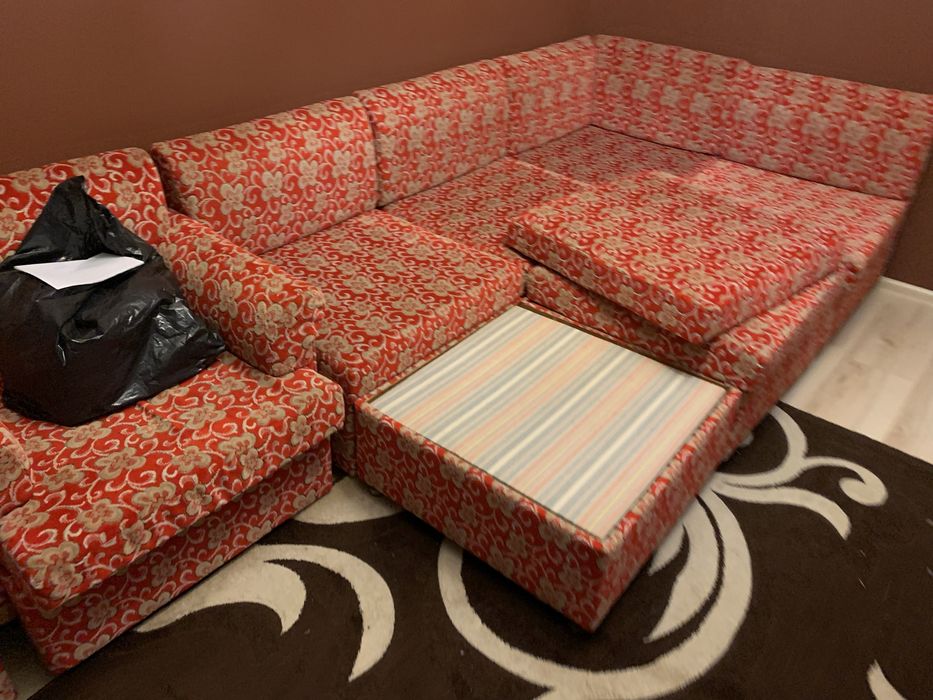 Диван, модульний диван