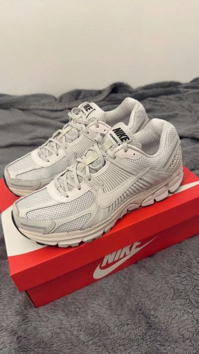 Nike VOMERO 5 Vast Grey - 43