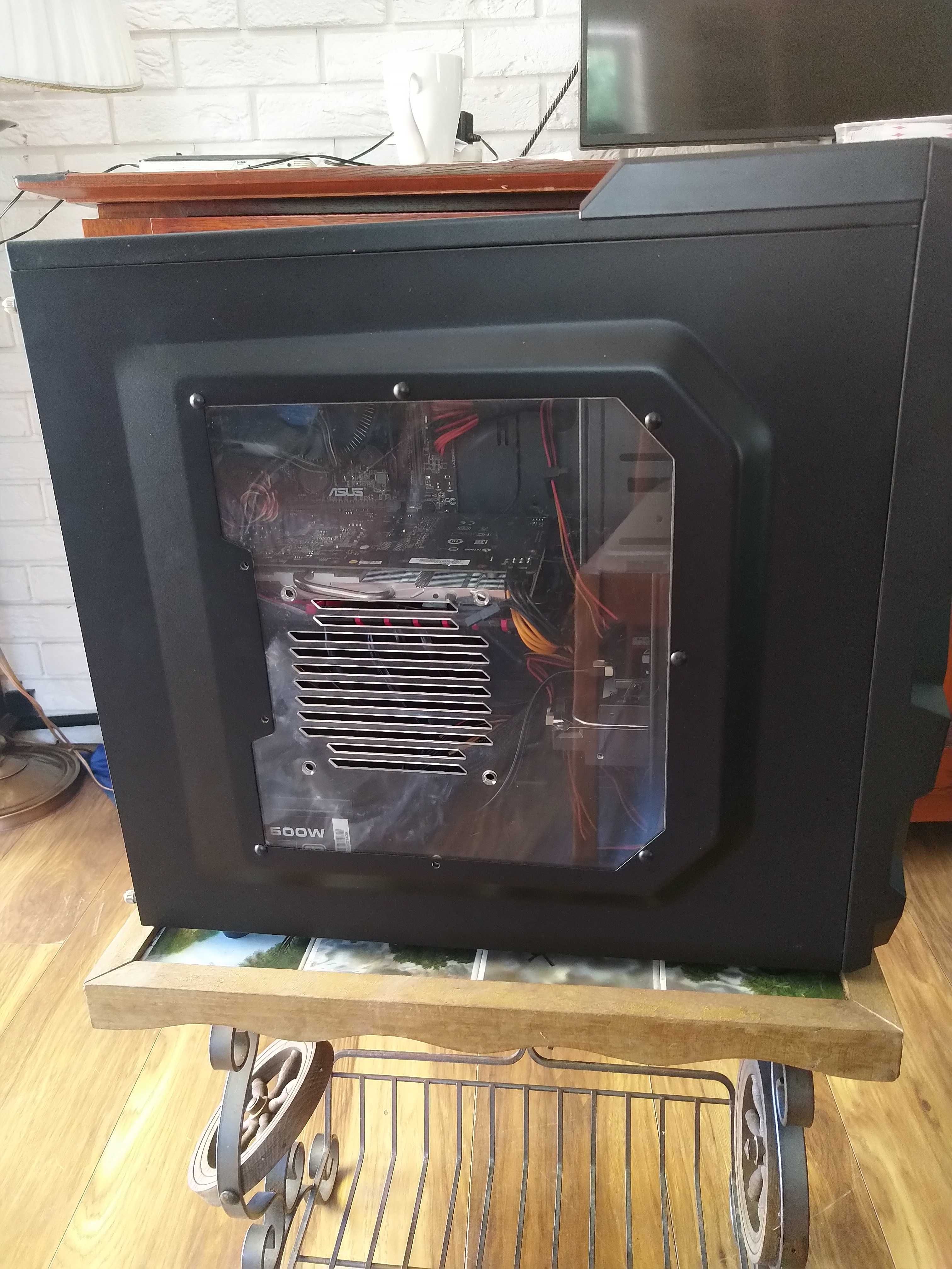 Komputer PC  I7-6700 4 Cores 3,4 GHZ 8GB DDR3 240 GB SSD