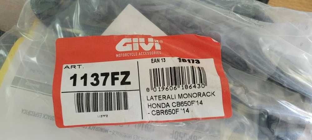 1137FZ CB650F/CBR650F (14>16) i CB650F (17>18) HONDA givi centr.stelaż