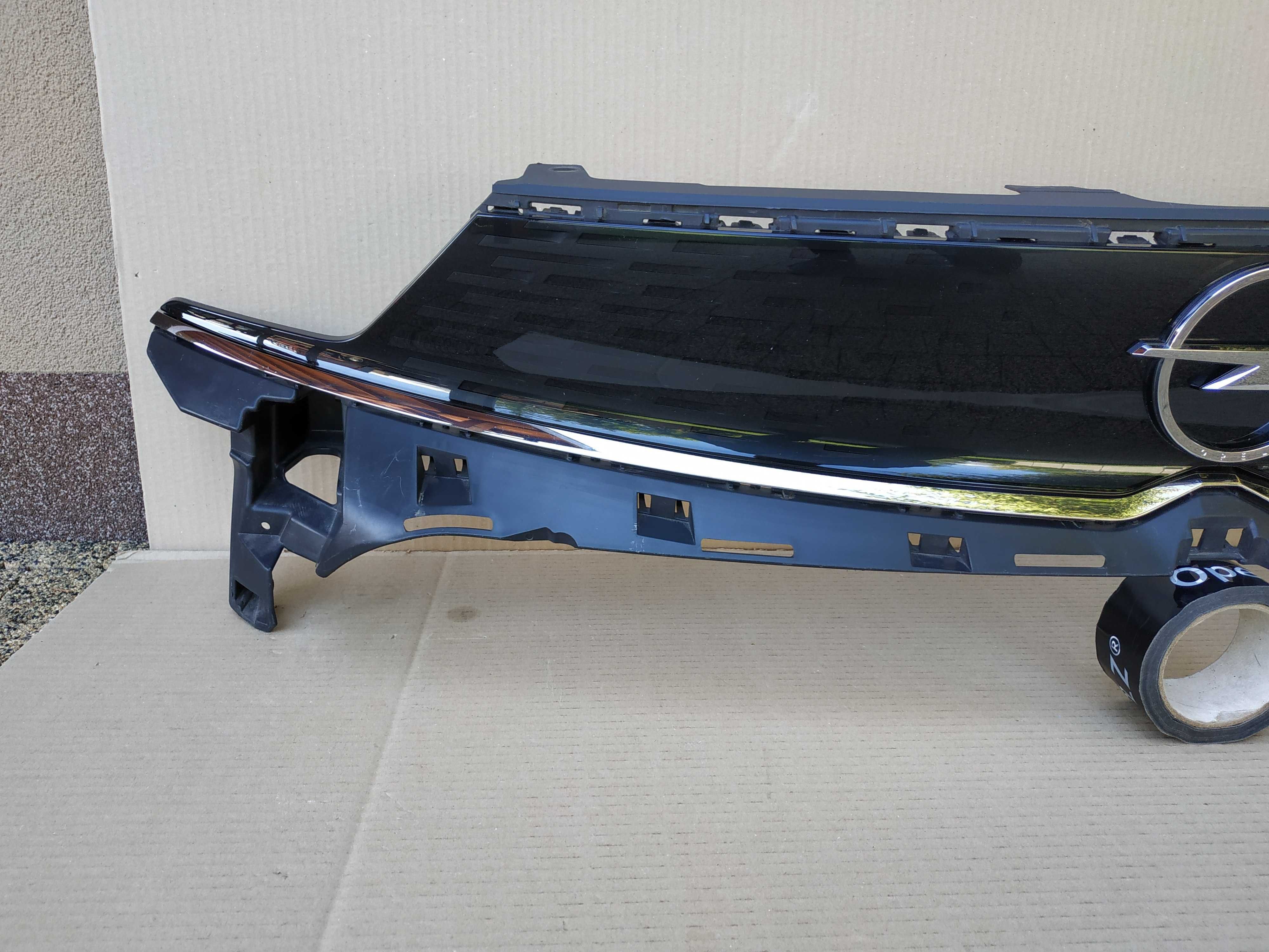 opel crossland nowy model grill atrapa