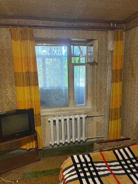 Продам 2 кімнатну квартиру Данили Нечая б.23 Кротова