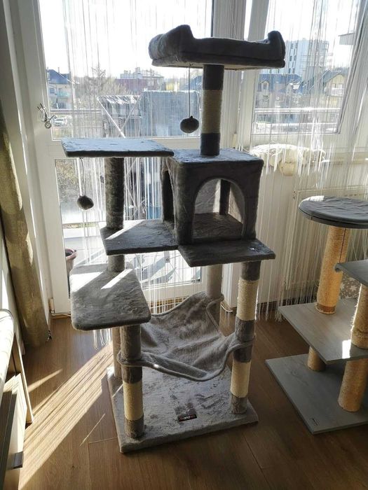 Drapak dla kota Wysoki duży drapak dla kota domek legowisko 143cm NOWY