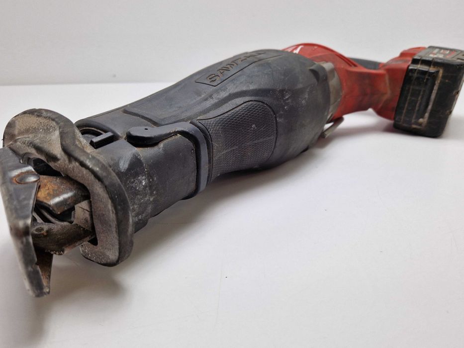 Piła szablasta MILWAUKEE M18 CSX + Bateria 5.0 AH Walizka