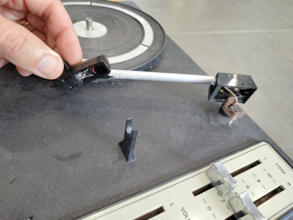 Gira discos vintage portátil Philips 603