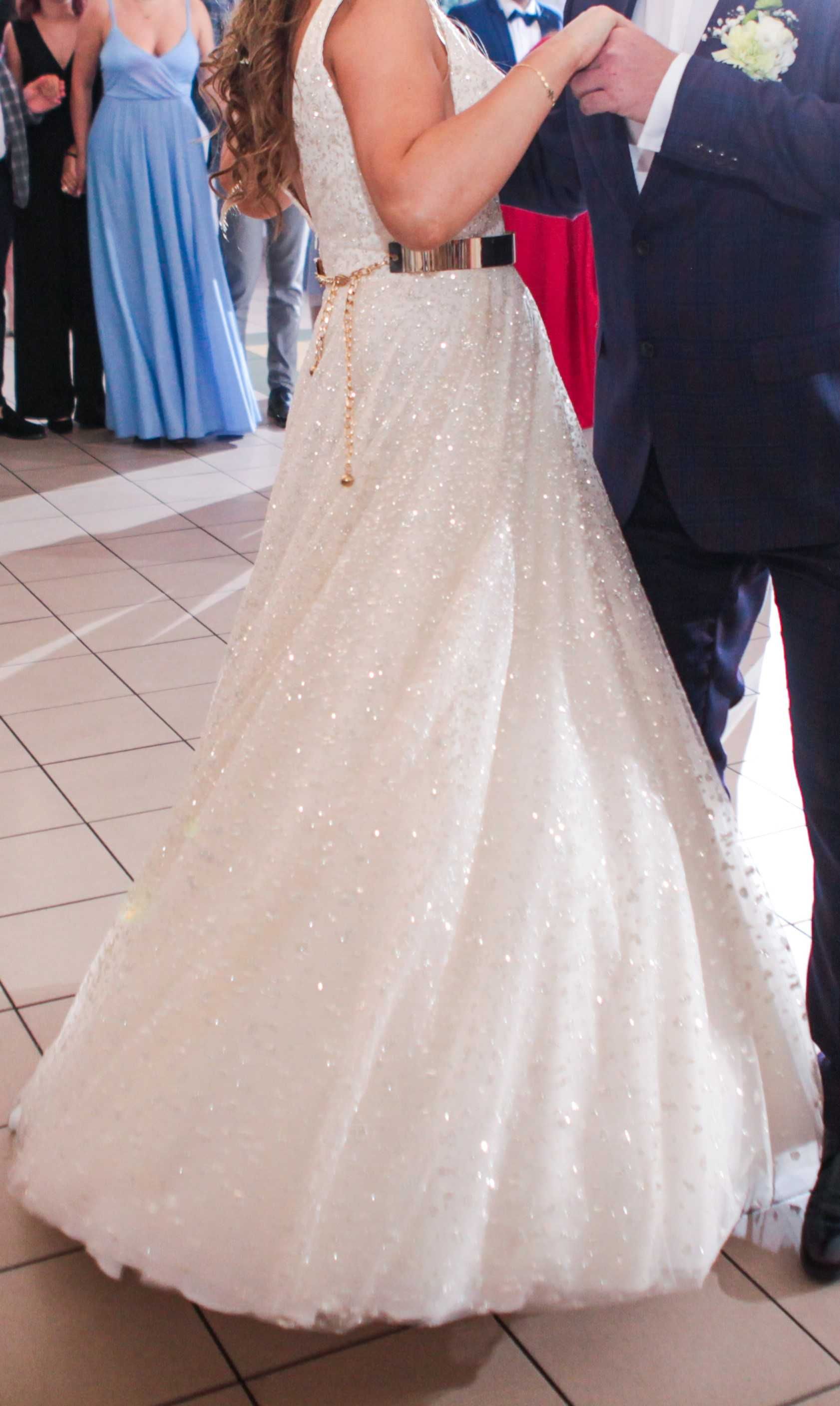Suknia ślubna w kolorze szampańskin - rozmiar L (40)