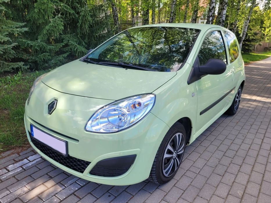 Renault Twingo niewielki przebieg, klimatyzacja, salon RP, FV 23 %