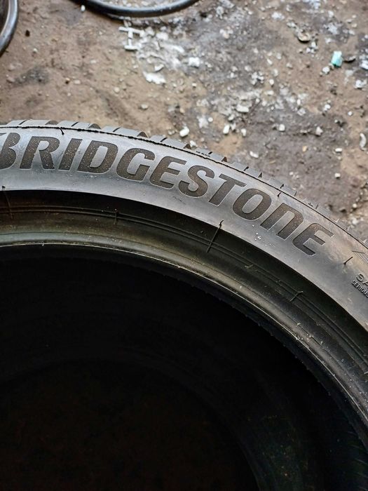 Bridgestone Blizzak LM005 205/50 R17 93V 2019r