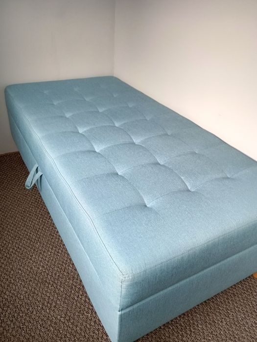 Duża pufa, tapczanik, leżanka