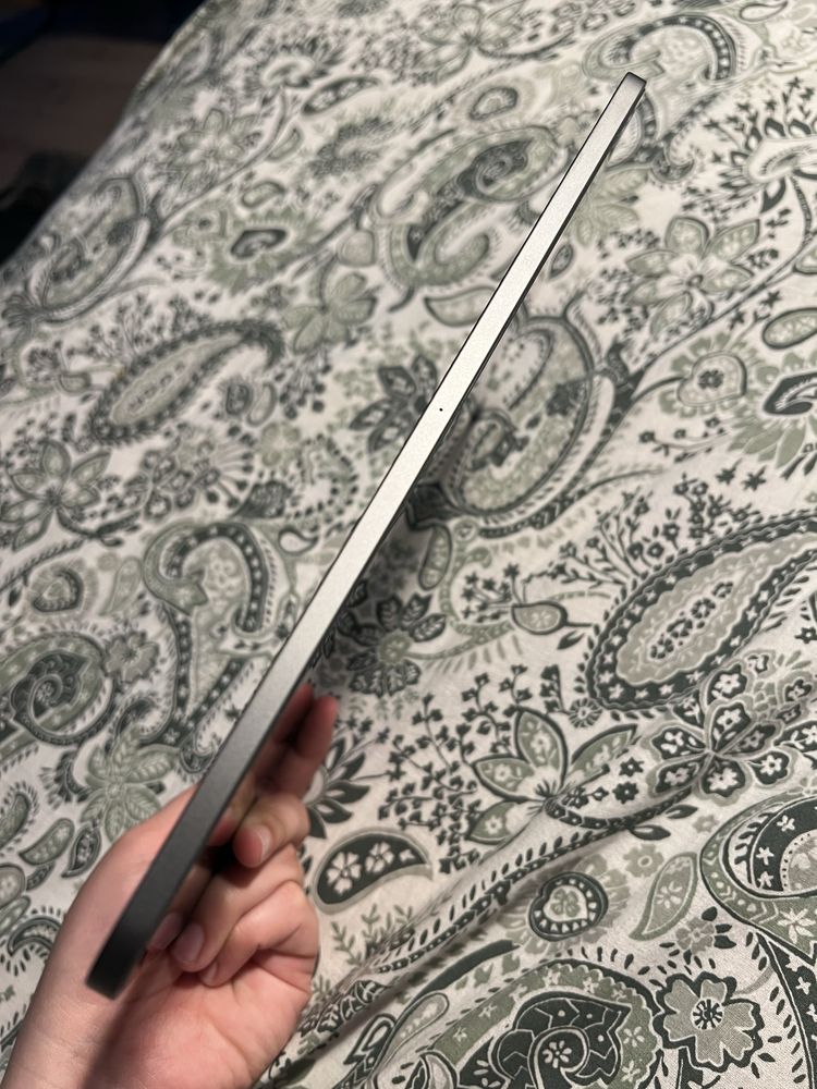 iPad Pro 11” 3 Gen M1 128GB nie włącza sie