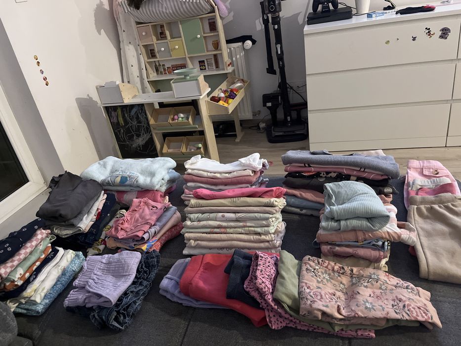 Ubranka dla dziewczynki rozmiar 92-98