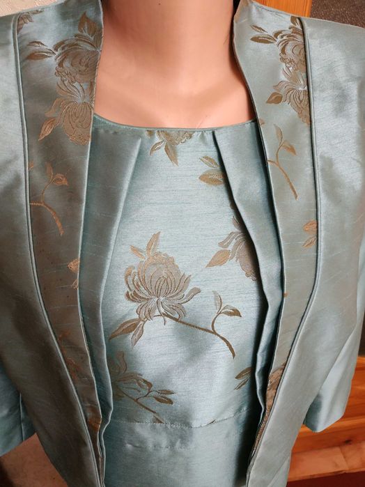 Ідеальне вбрання для урочистих заходів, що зробить Вас бездоганною!