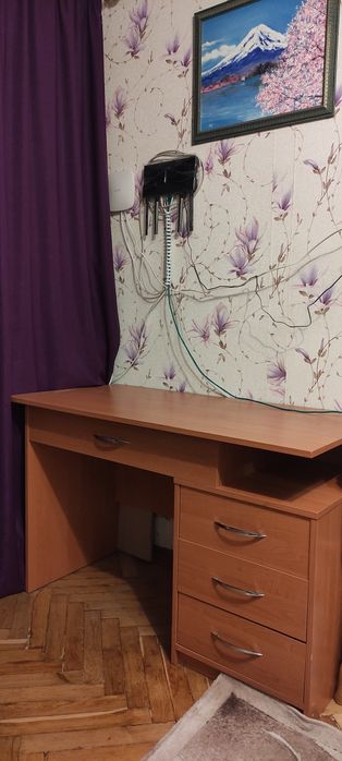 Продам письмовий стіл