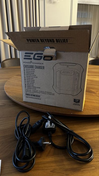 Зарядное устройство EGO CHX5500E Commercial (56 В, 2-7.5 А/ч)