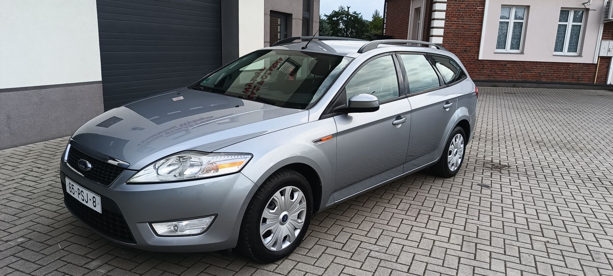 Sprzedam bardzo ładnego Forda Mondeo 1.6 benzyna sprowadzony z Holandi