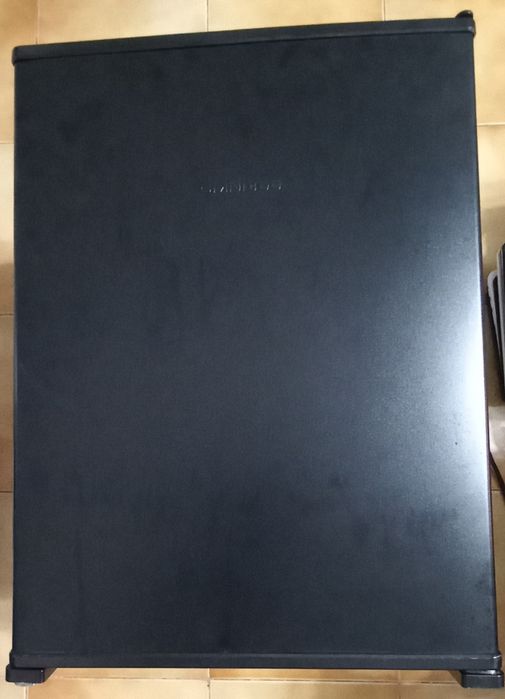 Frigorifico Omnitec com pouco uso - avariado