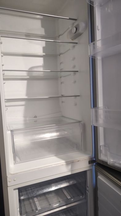 Холодильник Whirlpool б/у