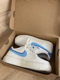 Кросівки жіночі Nike Air Force 1 Lv8 Gs (DQ0359-100) 39/24,5см