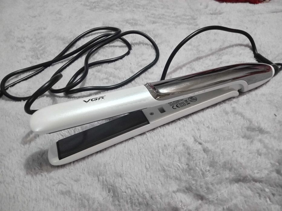 Випрямляч для волосся професійний VGR V-550