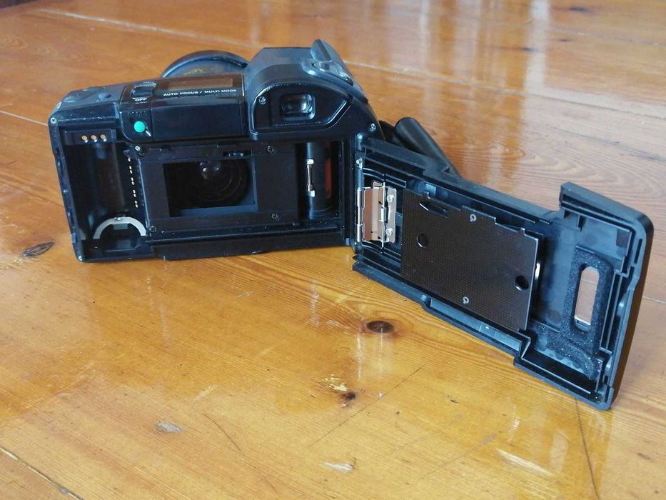 Máquina fotográfica analógica Olimpus AZ-300 Super Zoom